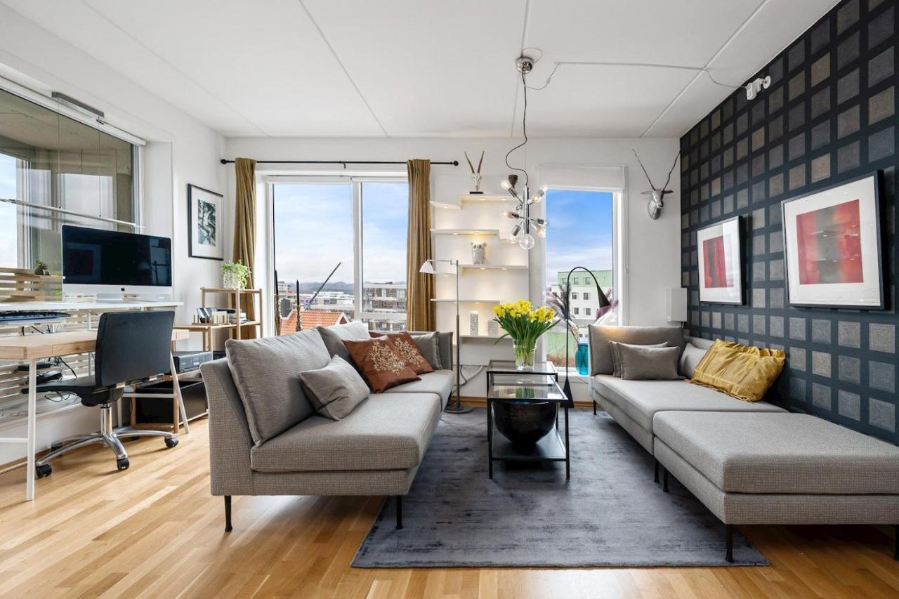 Lovely In The Center Of Apartment *