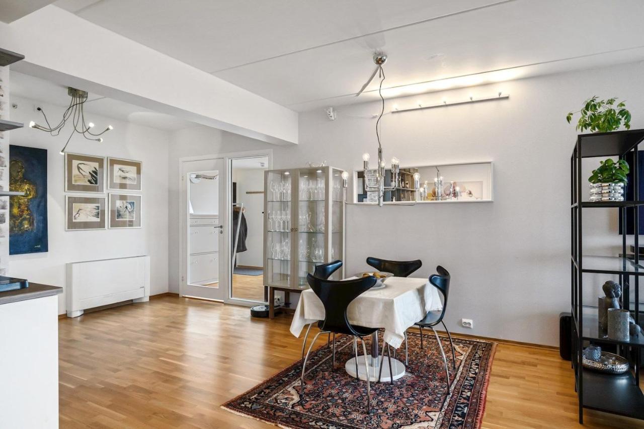 Apartment Lovely In The Center Of *